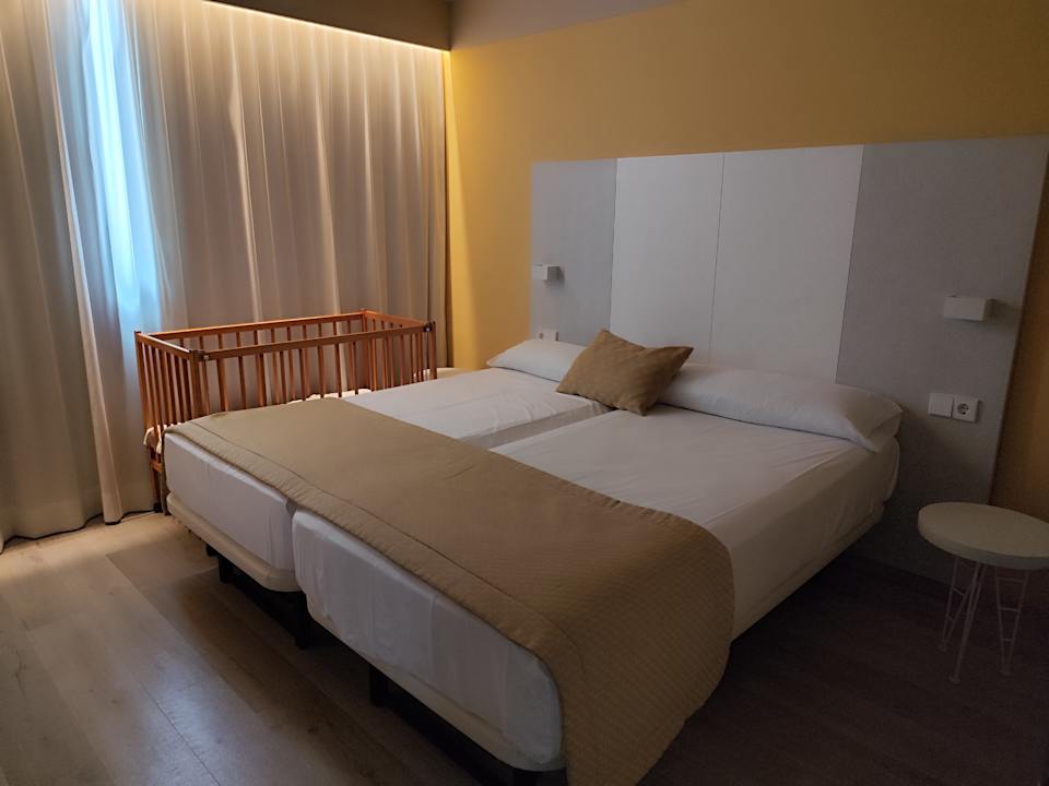 Zimmer Protur Vista Badia Aparthotel