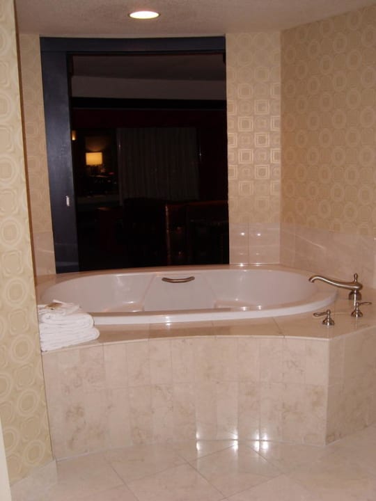 Badewanne: Zwischen Bad und Zimmer Hotel Planet Hollywood Resort & Casino