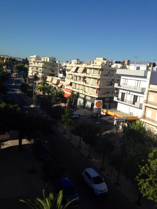 Vom Balkon Richtung Straße  Galaxy Hotel Iraklion