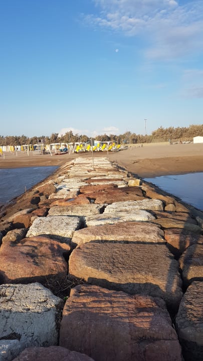 Strand Isamar Holiday Village