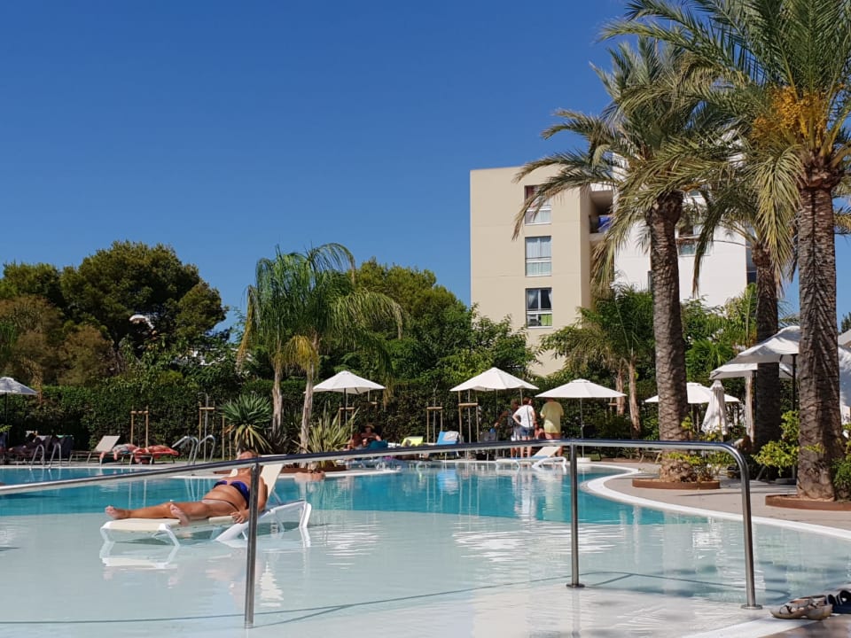 Pool BG Hotel Caballero