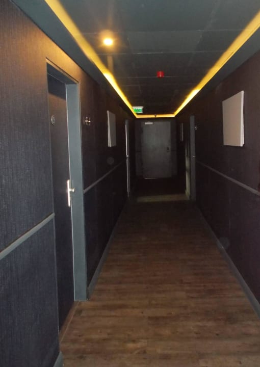 Flur PLAZA INN stays design Dortmund