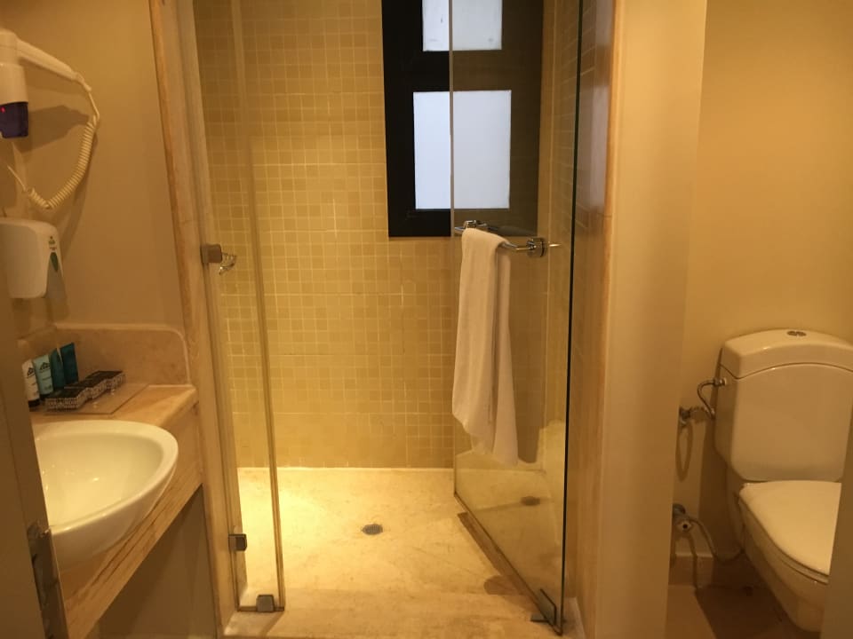 Zimmer Marina Resort Port Ghalib, a member of Radisson Individuals