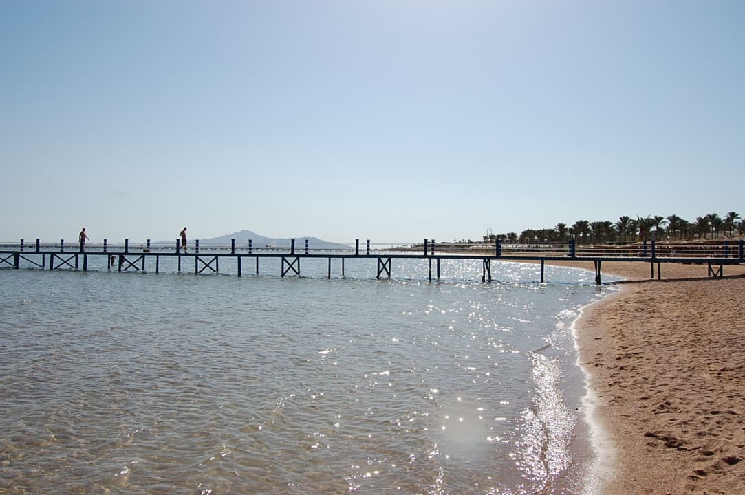 Strand Coral Sea Holiday Village