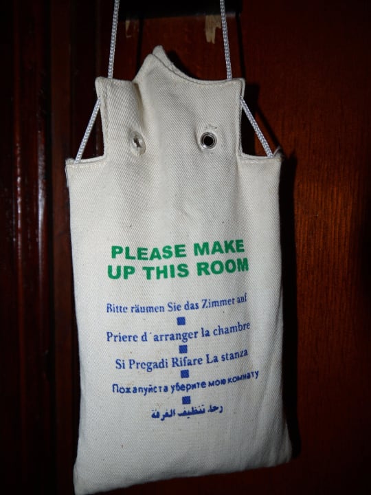 Prosím o úklid pokoje Malikia Resort Abu Dabbab