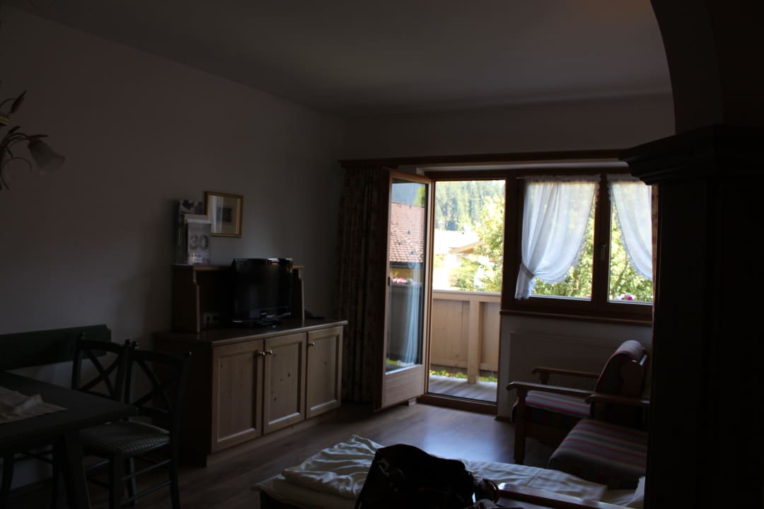 Wohnbereich mit Ausziehcoach Lisi Family Hotel Reith bei Kitzbühel