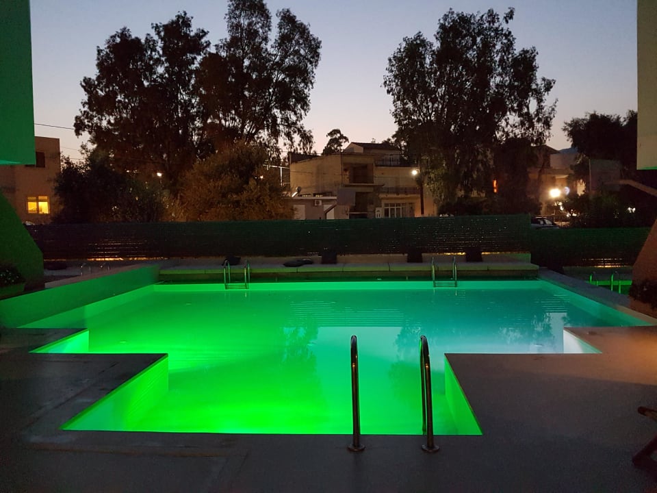 Pool Harmony Boutique Resort