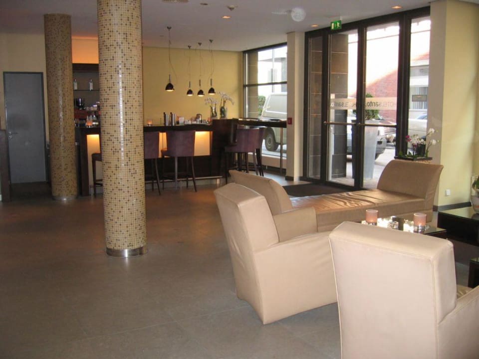 Lobby Hotel Santo