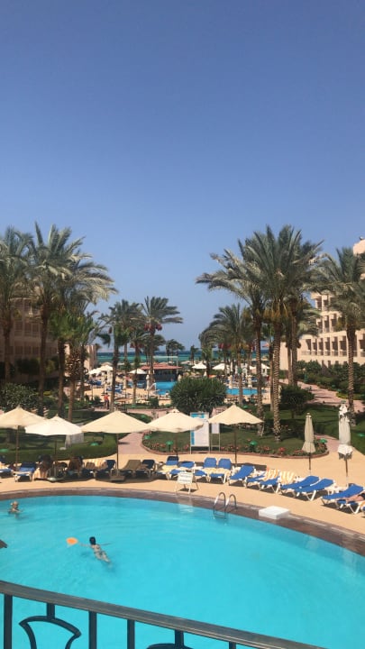 Pool Sea Star Beau Rivage