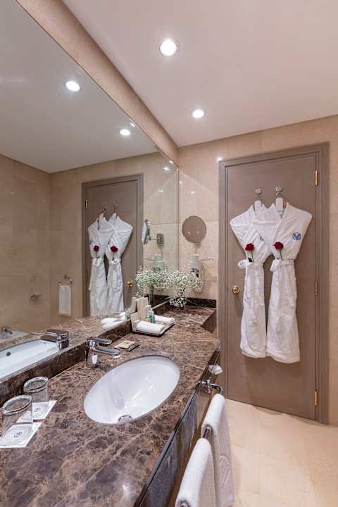 Zimmer Gefinor Rotana Hotel