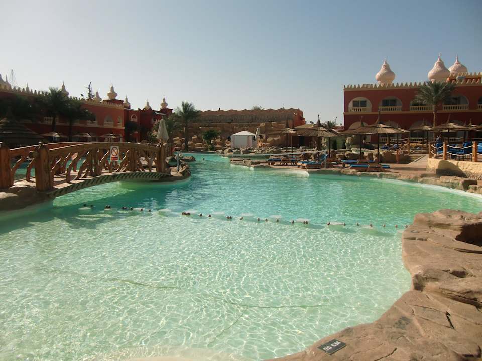 Hauptpool Pickalbatros Alf Leila Wa Leila Resort - Neverland Hurghada
