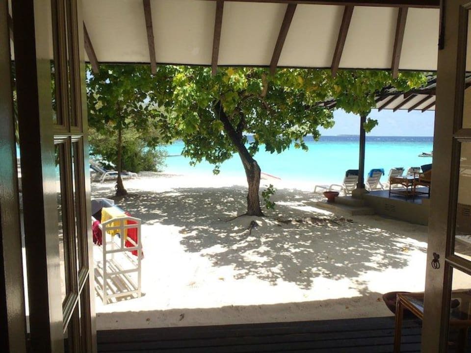 Blick aus Bungalow 251 Adaaran Select Meedhupparu Island Resort - Premium All Inclusive