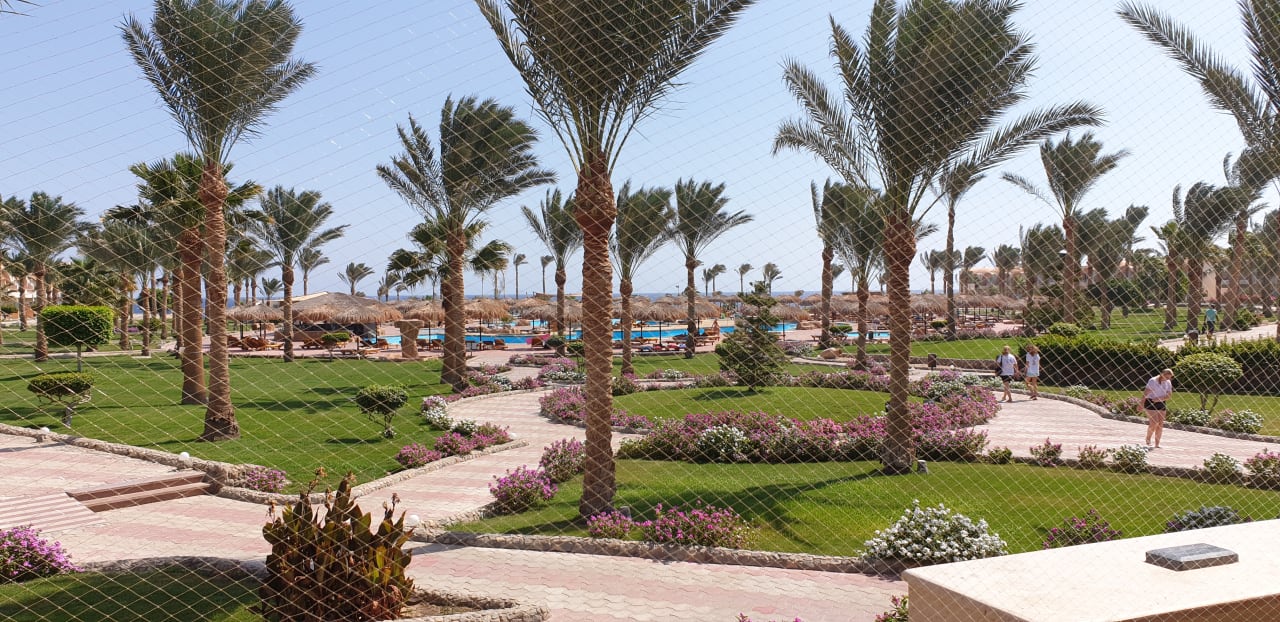 Gartenanlage Three Corners Sea Beach Resort