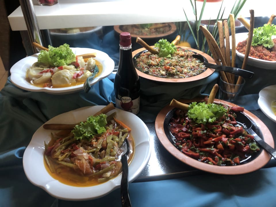 Gastro Side Aluna Hotel