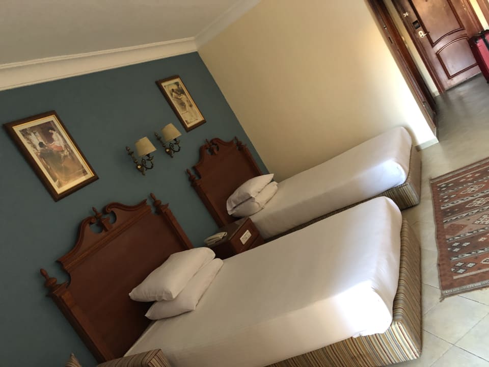 Zimmer Hotel Titanic Palace