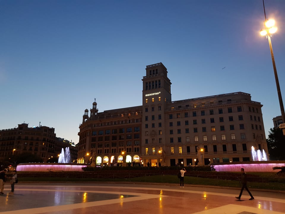 Außenansicht 45 Times Barcelona Hotel
