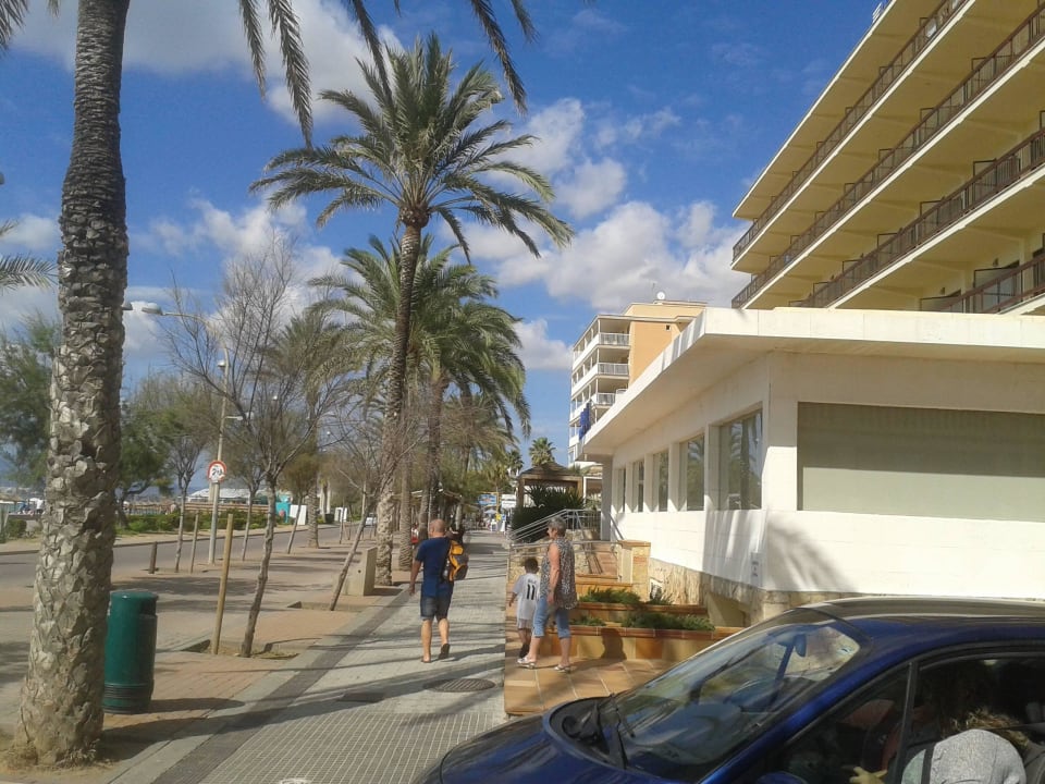 Hotel Aya mit Uferstraße AYA Seahotel - Adults only