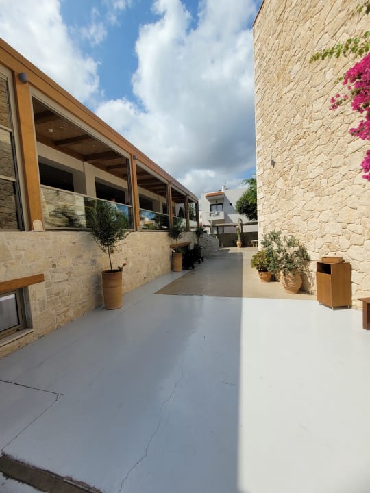 Außenansicht Hotel Cactus Village