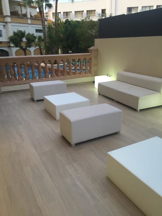 Sitzecke am Pool FLOR los Almendros Hotel