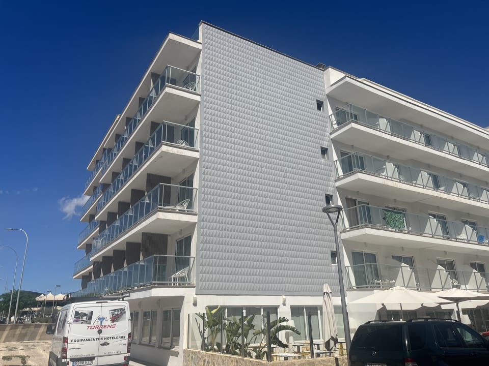 Außenansicht Hotel Sant Jordi