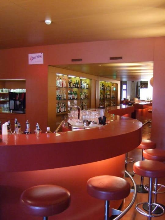 Rote Bar Hotel Castell