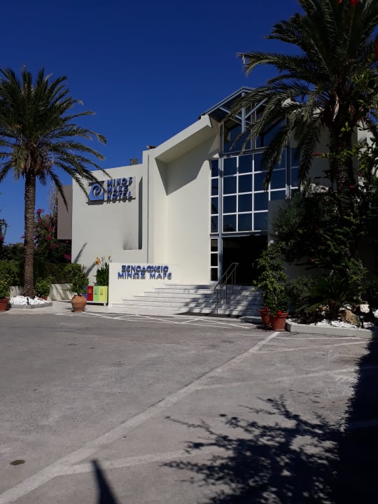 Außenansicht Hotel Minos Mare Beach