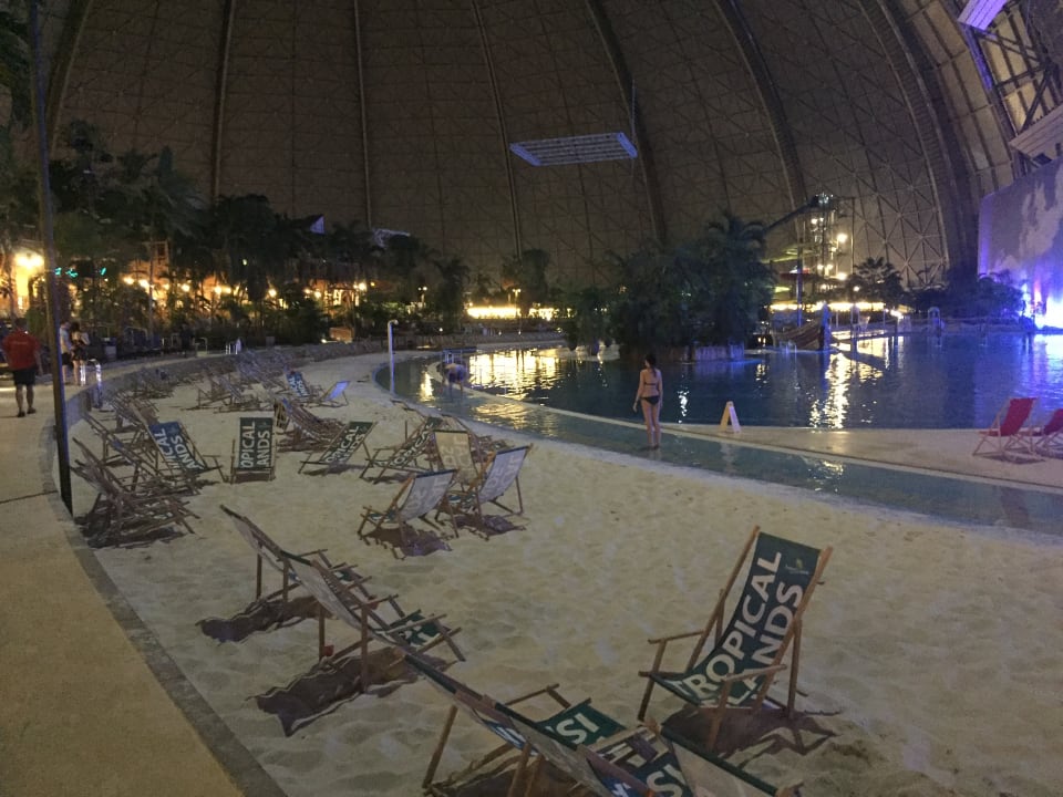 Strand Tropical Islands Resort