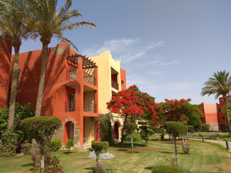 Garten SUNRISE Cardina Resort