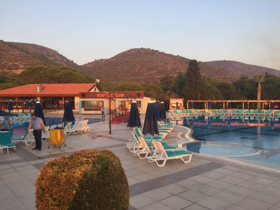 Großer Poolbereich Kustur Club Holiday Village