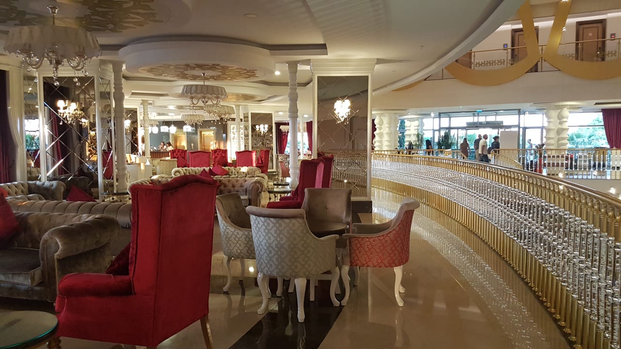 Lobby Dream World Aqua Hotel