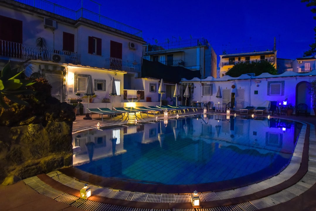 Außenansicht Charme Hotel La Villa Tina