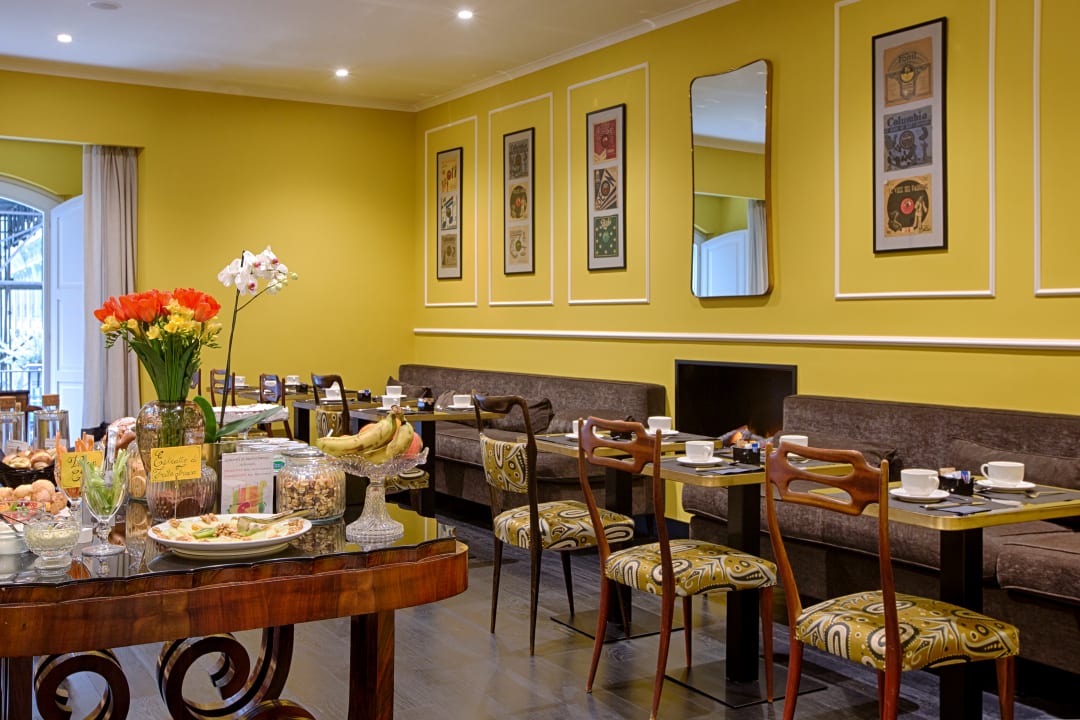 Gastro Caruso Place Boutique and Wellness Suite