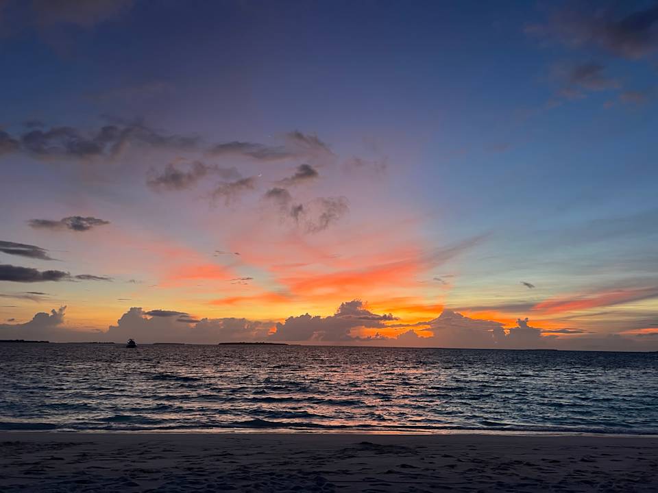 Strand NH Collection Maldives Reethi Resort
