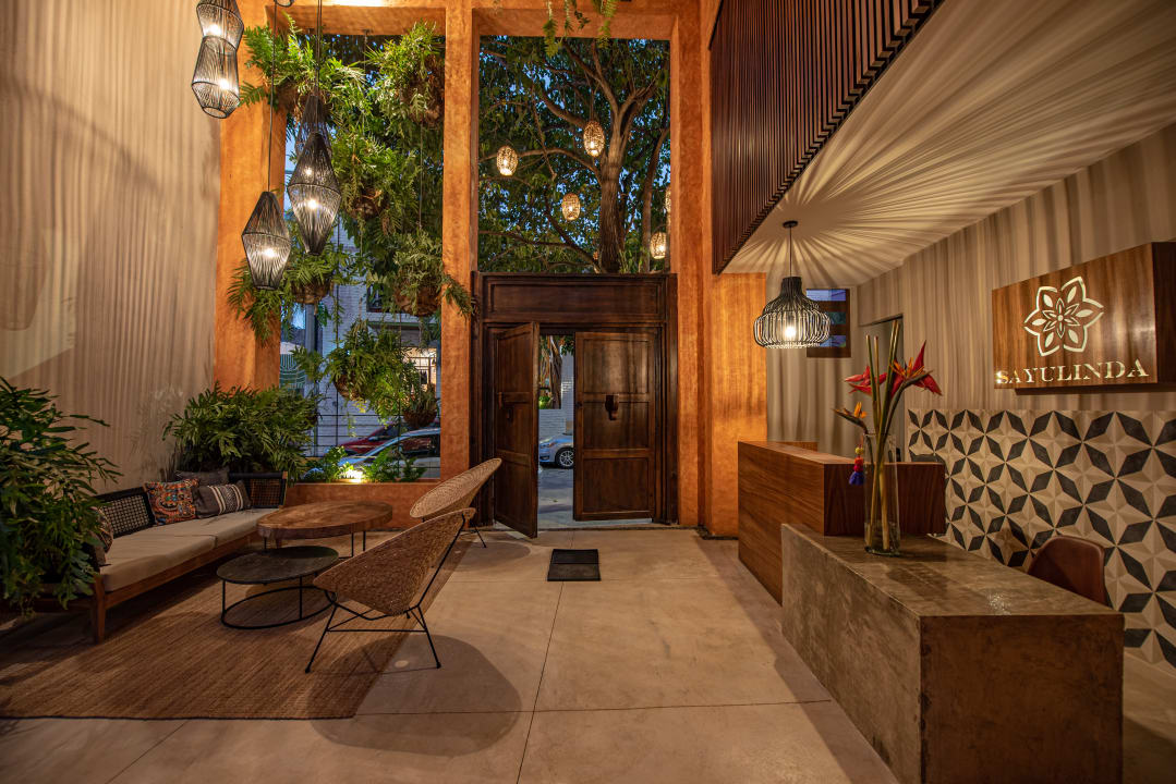 Lobby Sayulinda Hotel