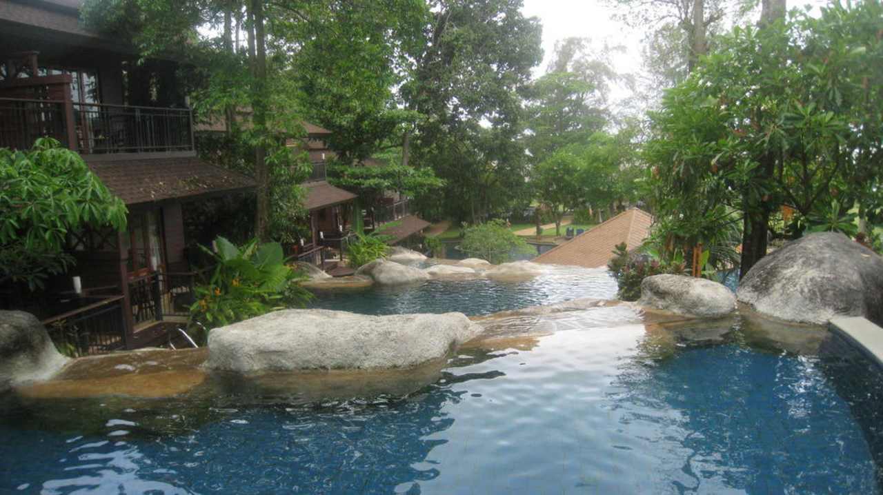 Schöner Pool Khao Lak Merlin Resort