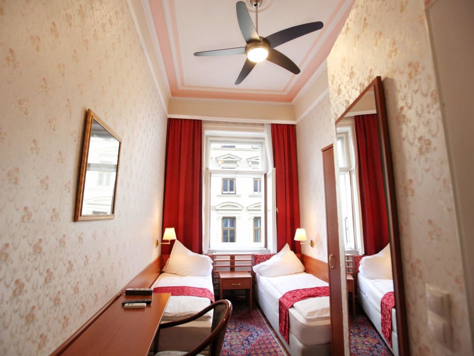 Zimmer Hotel Pension Andreas