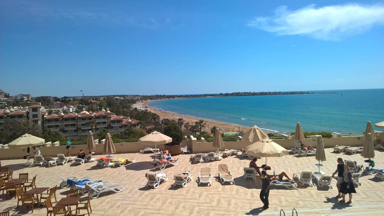 Ausblick beim Frühstück Melas Resort Hotel