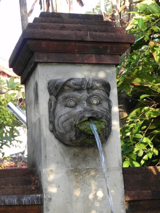 Die Dusche beim Pool Villa Shanti Beach