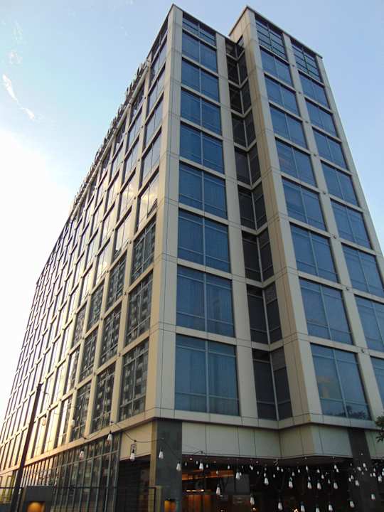 Außenansicht Hilton Garden Inn Jakarta Taman Palem