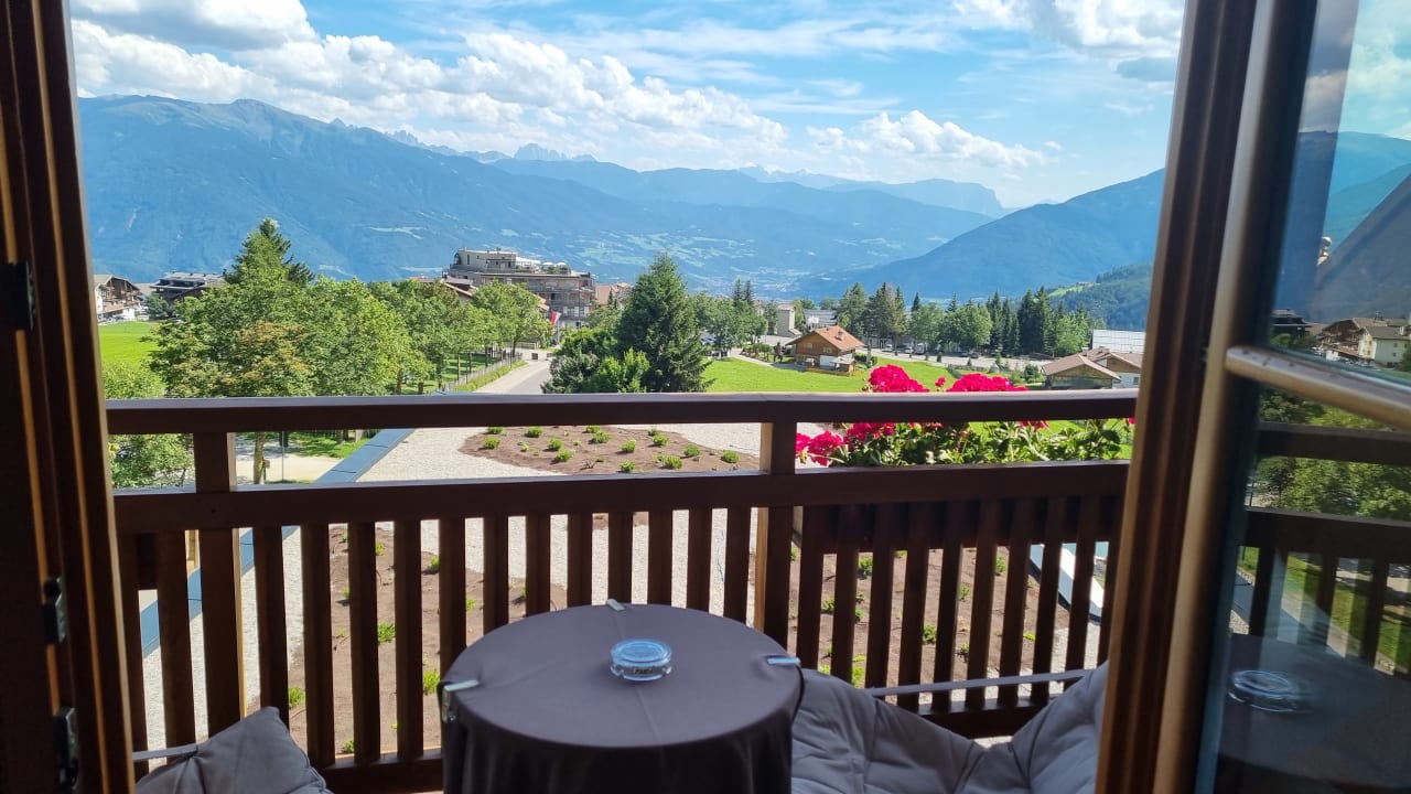 Zimmer SONNENBERG | Panorama Dolomites Wellbeing