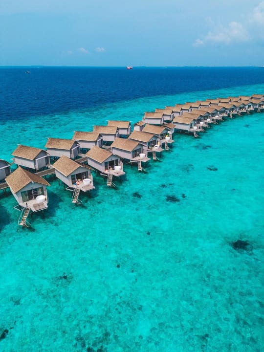 Außenansicht Centara Ras Fushi Resort & Spa Maldives