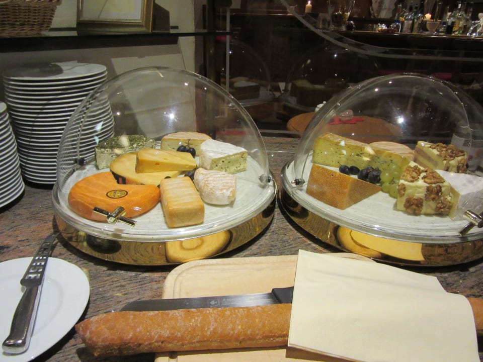 Käsebüffet Naturparkhotel Adler