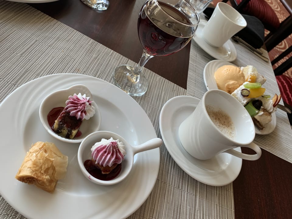 Gastro Kaisol Romance Resort