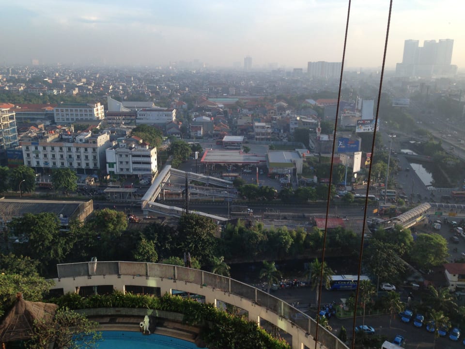 Ausblick aus dem 14.Stock Hotel Ciputra Jakarta