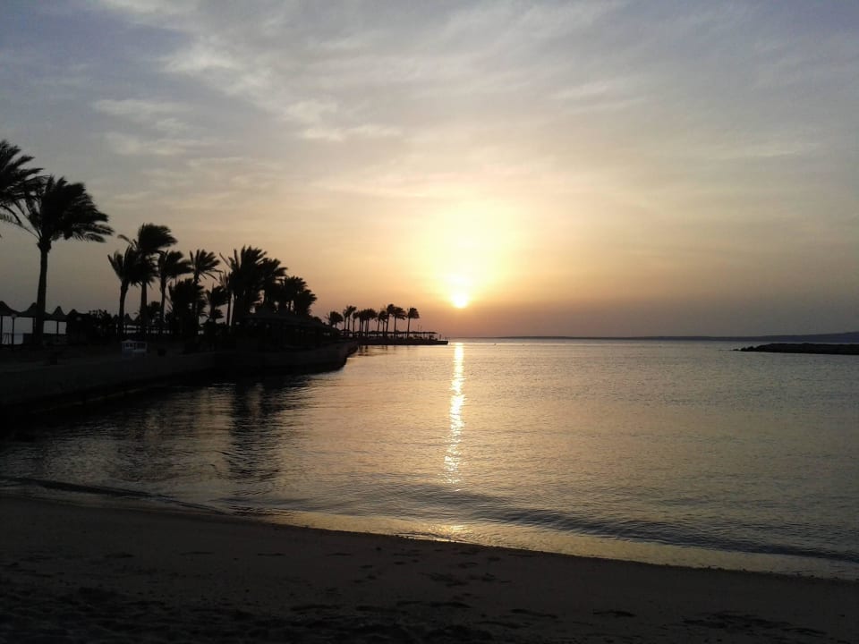 Sonnenaufgang Arabia Azur Resort