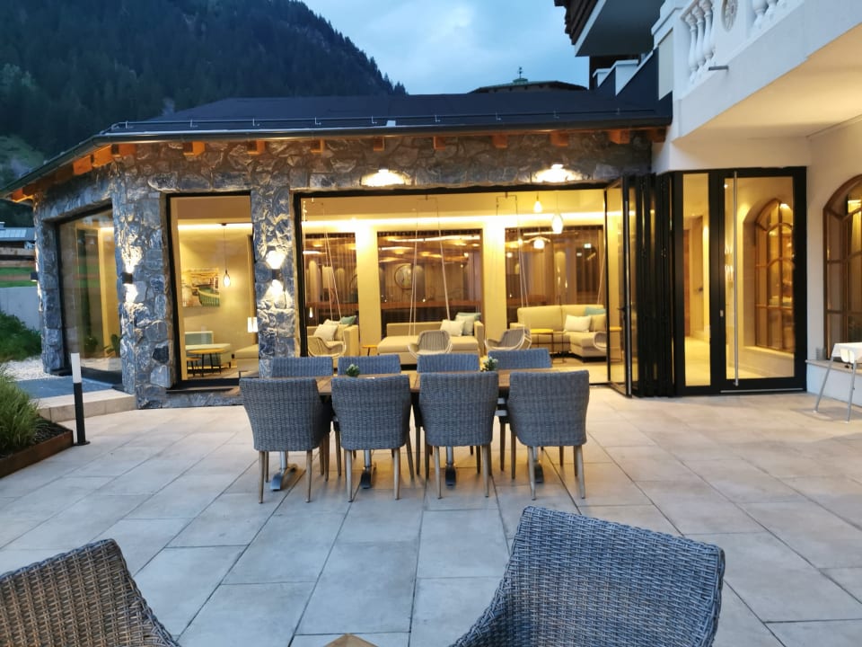 Außenansicht Alpenhotel Kindl