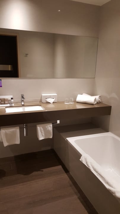 Zimmer Van der Valk Hotel Düsseldorf