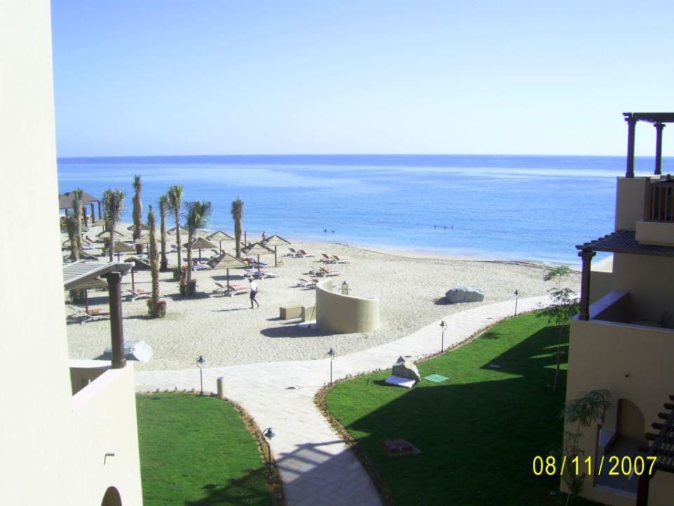 Strand Miramar Al Aqah Beach Resort