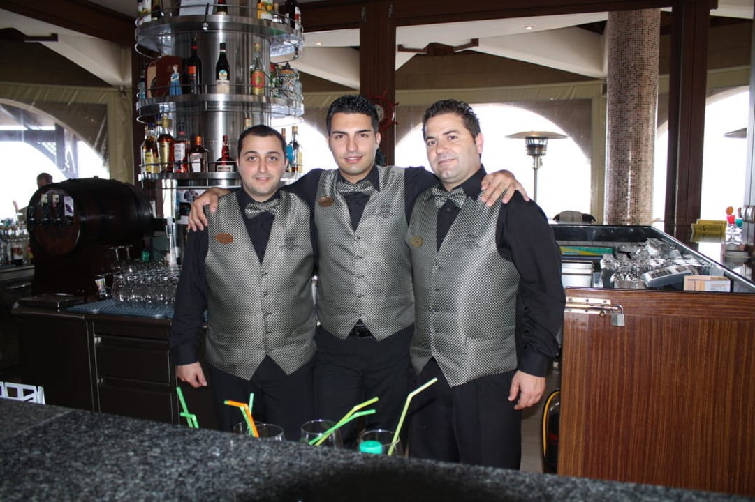 Bartruppe Hotel Kalithea Horizon Royal