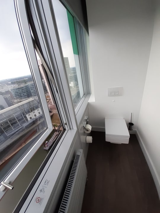 Zimmer INNSiDE by Meliá Düsseldorf Hafen